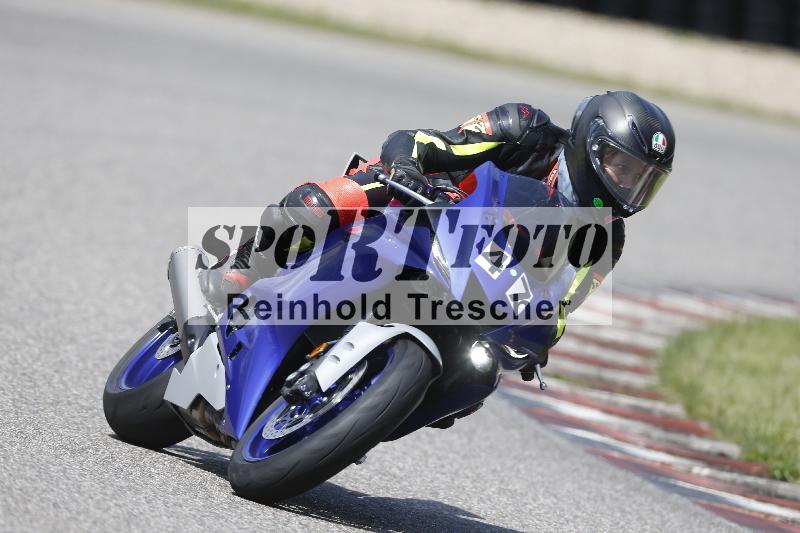 Archiv-2025/09 22.04.2025 Cornu Master School ADR/gruen-vert/47